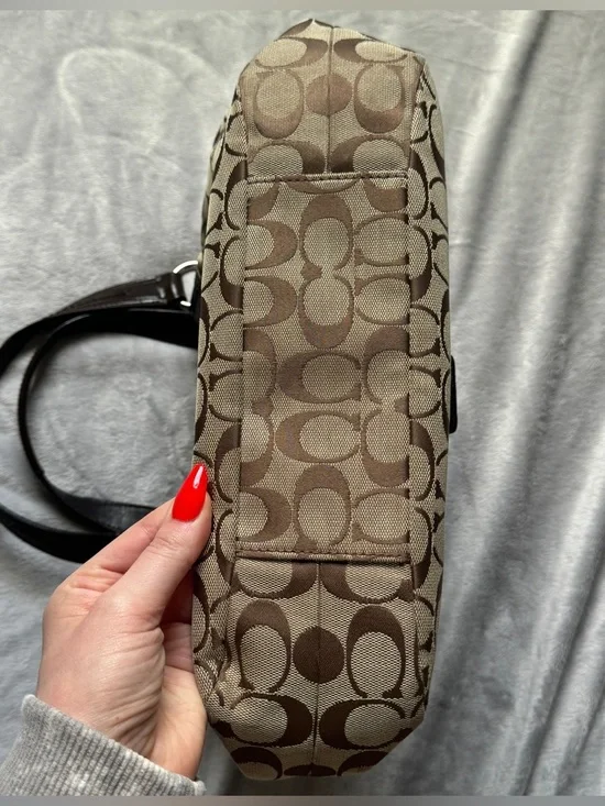 Coach Signature Soho Lynn Hobo Bag - Picture 14 of 16